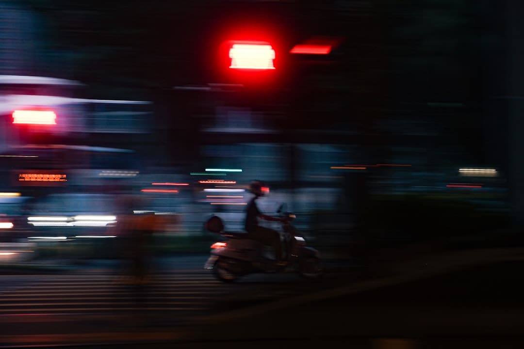 喜欢蹲着真的不是因为懒 或许是身体在偷偷 “自救”